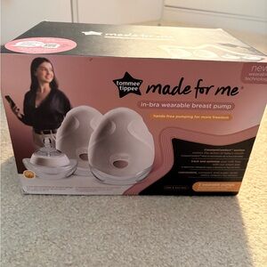 Tommee Tippee Made for Me Wearable Breast Pump - White
